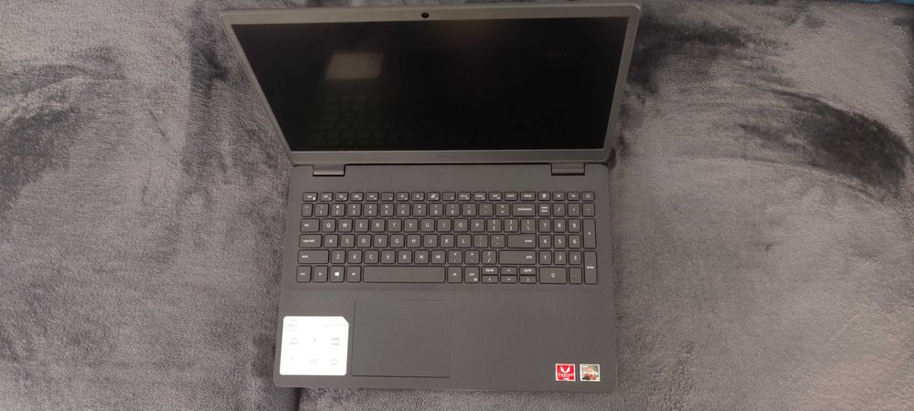 Laptop Dell Inspiron 15 3000