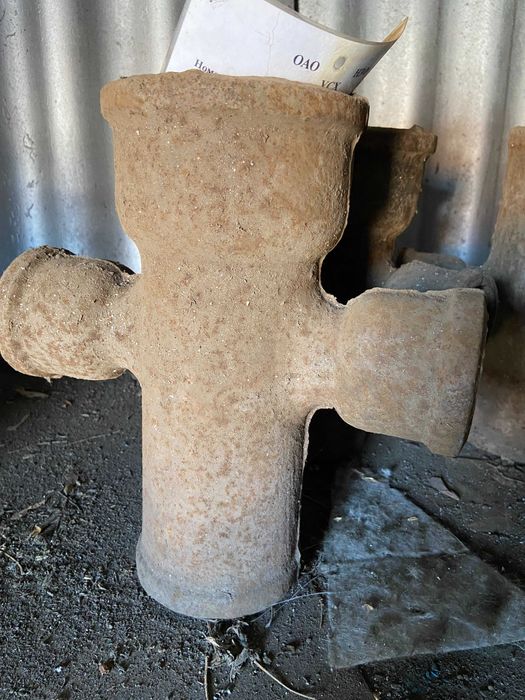 Труби чавунні та фітінги