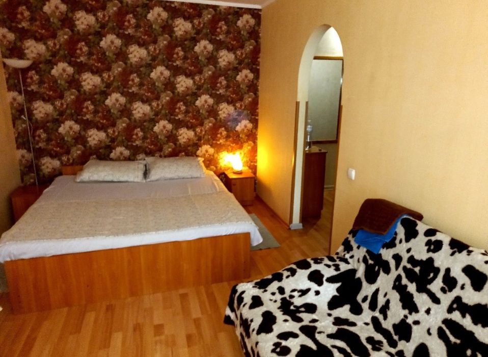 Здам квартиру подобово, потижнево в районі базару.