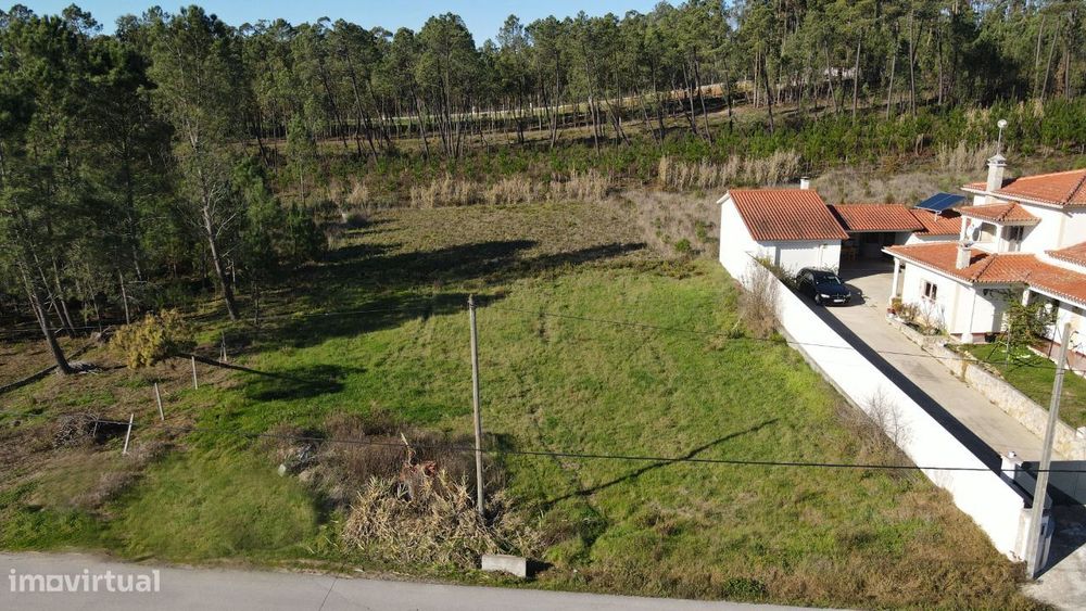 Terreno Para Construção localizado no Casal Ribeiro, Ourém — Rio De Couros E Casal Dos Bernardos, Santarém