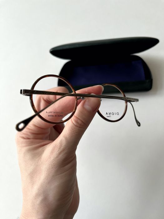 оправа японського бренду Digna