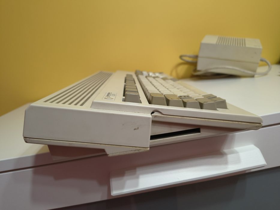 Commodore Amiga 1200 Pistorm 68040 FPU MMU 384MB Fast