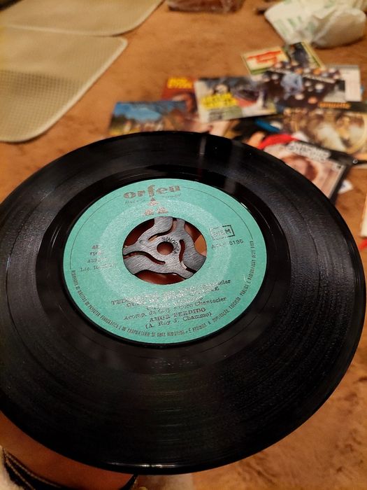 Álbum de 36 discos de vinil - 7"
