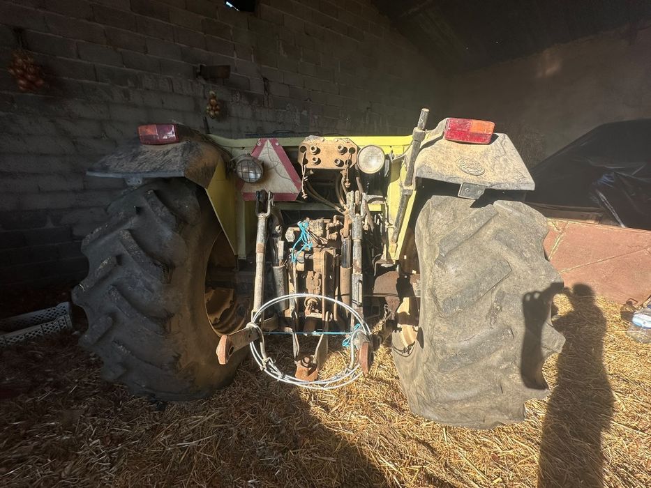Trator Hurlimann H-468