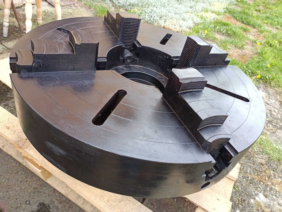 Uchwyt tokarski 800 mm 4-szczękowy