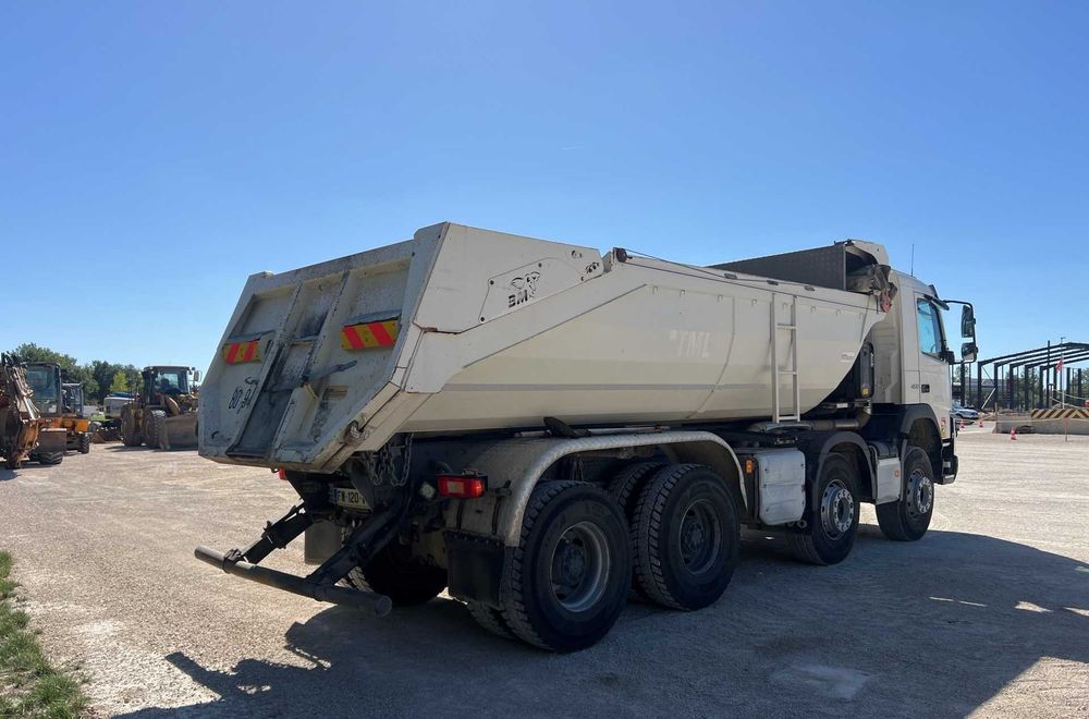 Volvo FMX460 8x4 2021р Самоскид тристороннім розвантаженням