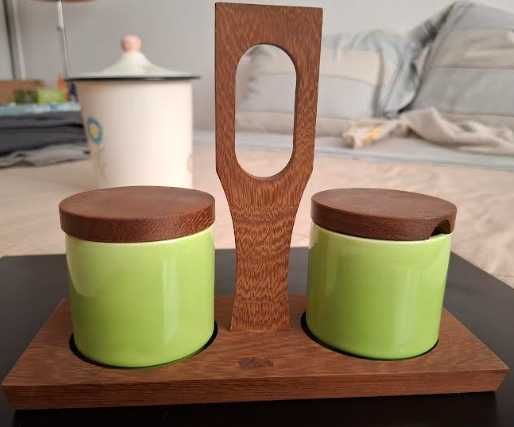 Conjunto de potes  para mesa, em faiança SECLA