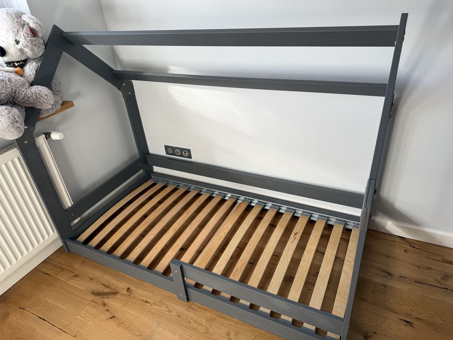 Łóżko dziecięce Domek plus materac