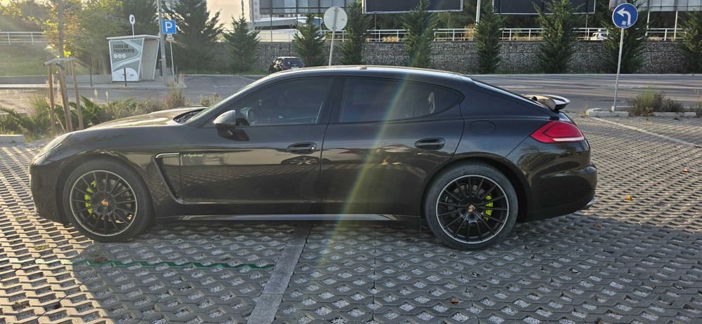 Porsche Panamera S E-hybrid