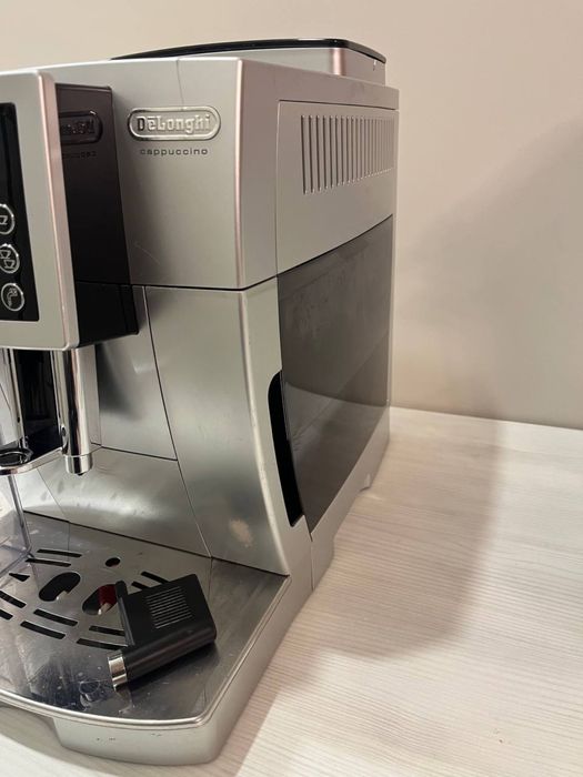 Продам Кавомашина DeLonghi ECAM 23.450, повністю технічно обслужена