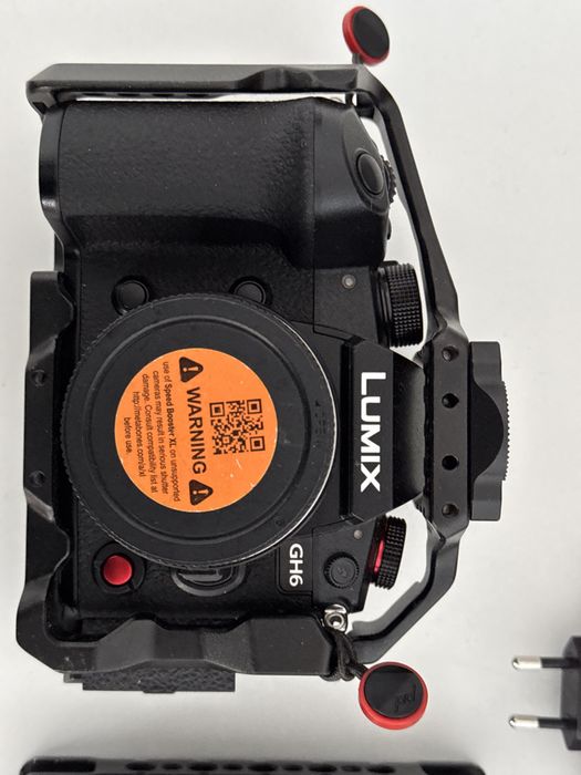 Lumix GH6 + klatka + speedbooster i dodatki