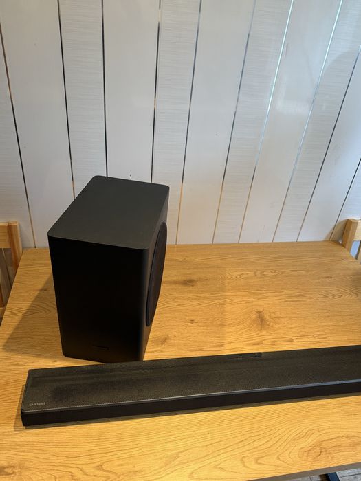 Soundbar Samsung HW-B750F + subwoofer