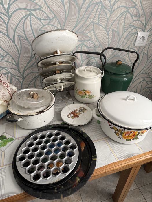 Кастрюля чайник кухонная посуда