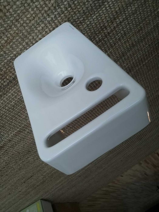 Włoska designerska umywalka SCARABEO HUNG