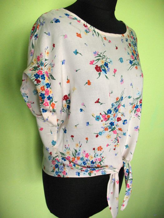 Bluzka - cienka - 40 L biust 108 cm
