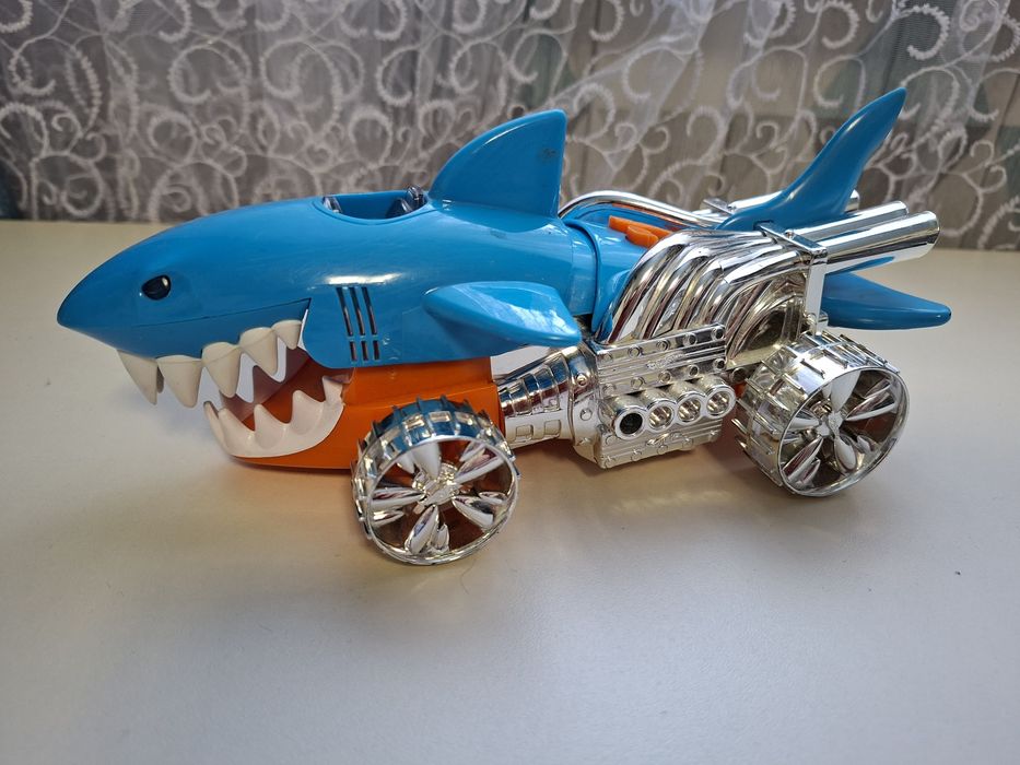 Hot wheels, хот вілс, акула, машинка