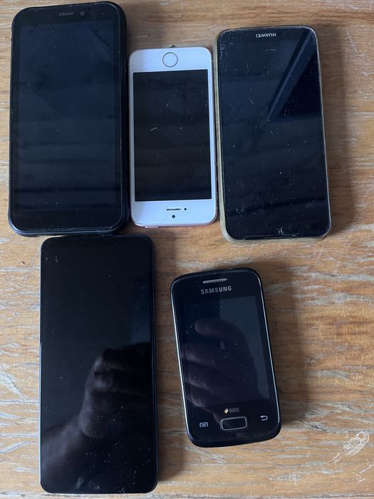 Продам лотом телефони Samsung, Iphone Se, Ulephone, Huawei