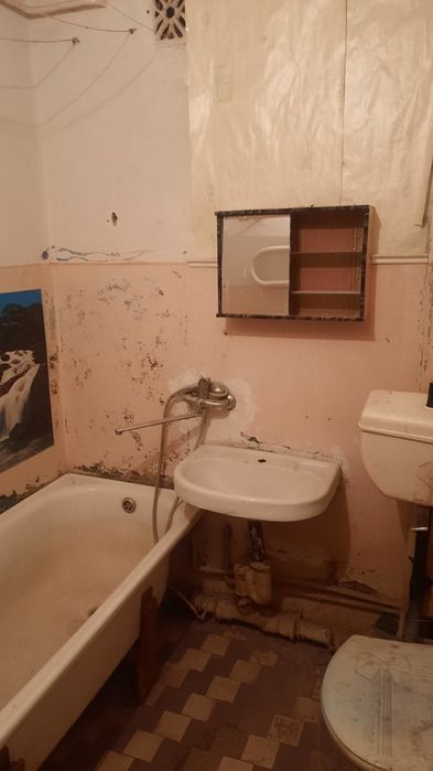 Продам 1 к квартиру 36.7 м.кв, р-н Шахти . За програмою"єВідновлення"