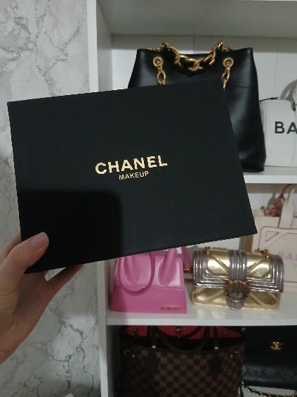 Torebka Chanel z linii Make Up Vip gift