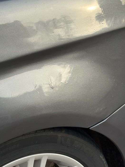 BMW E90 320i 2.0 150 KM LPG Xenon