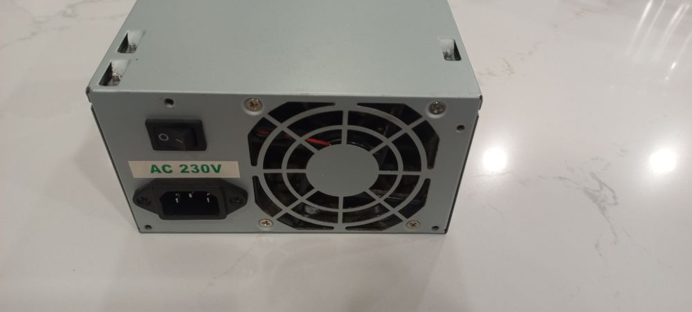 Fonte de alimentação para pc64741160390019121