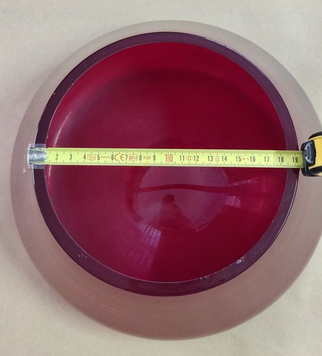 Taça de Vidro Vermelho