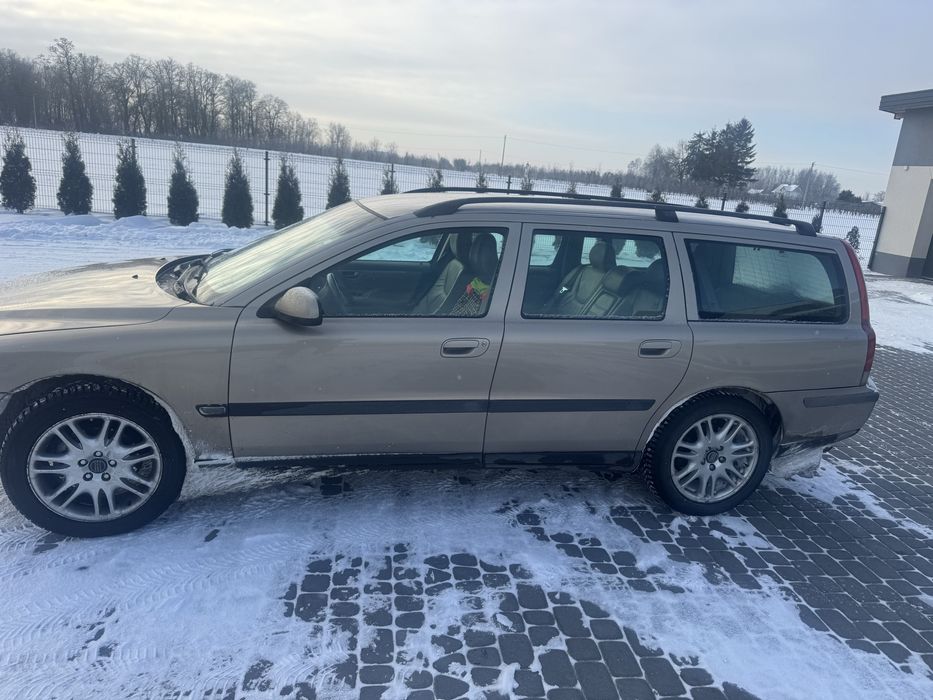 Volvo v70 2003 rok