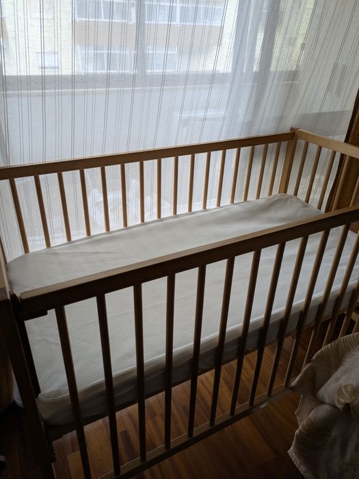 Cama de grades com colchão