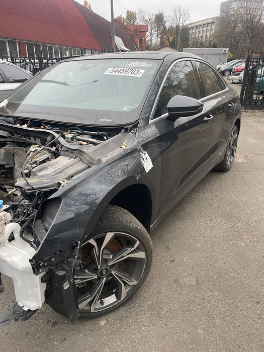 Разборка Audi A3 8Y Premium 2022 год 2.0 DNVB (Цвет H1/X7L)