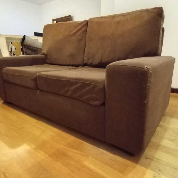 Sofá 2 Lugares Ultra Confortável (Para Recuperar) – Aldoar, Porto