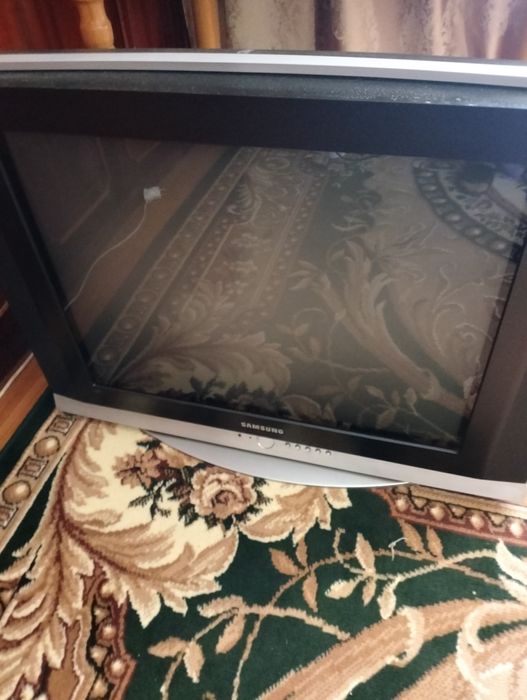 Продам телевізор б/у