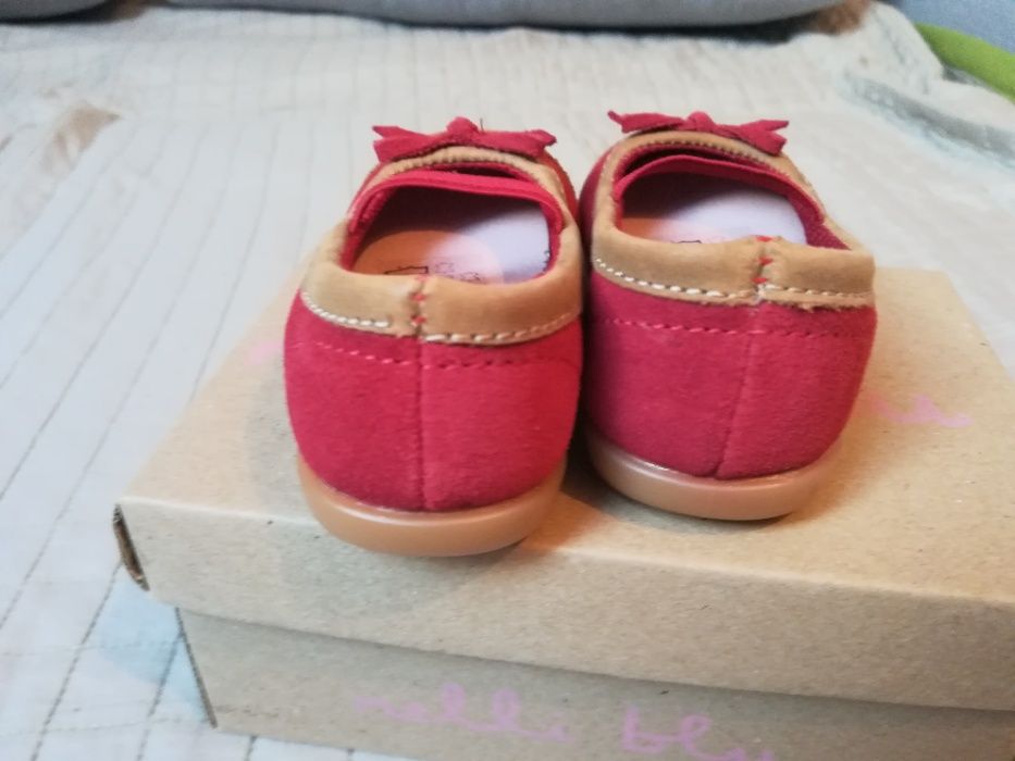 Balerinki dla dziewczynki skórzane czerwone r. 20, sesja, urodziny