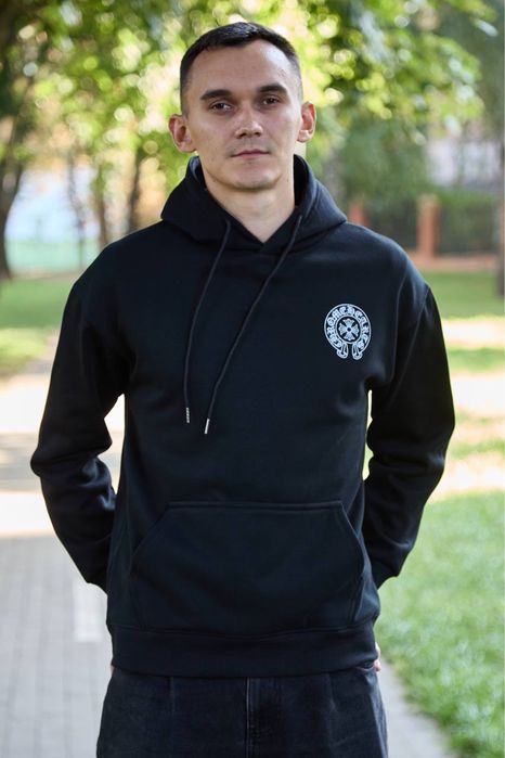 Чоловіче худі у чорному кольорі на флісі