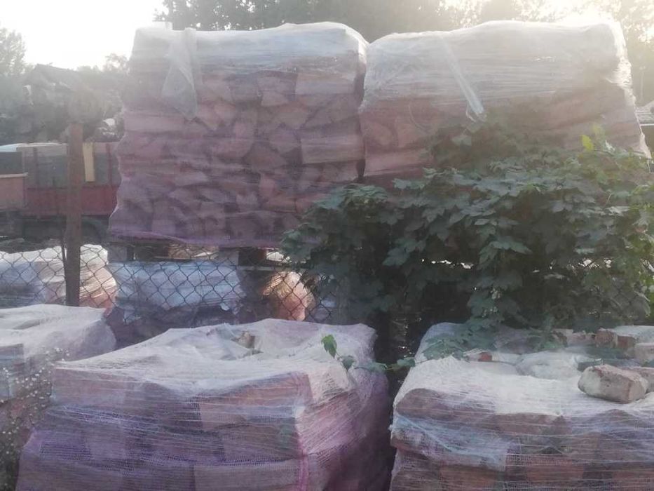 Drewno kominkowe i opałowe paletowane DĄB