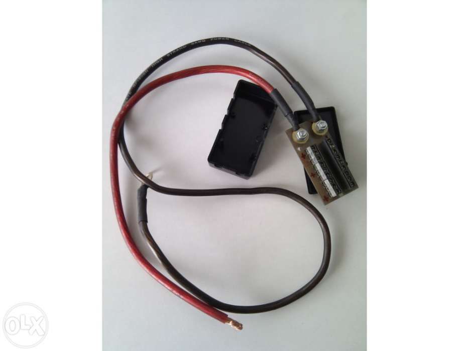 Junção de Cabos com 2 Entradas e 18 Saídas