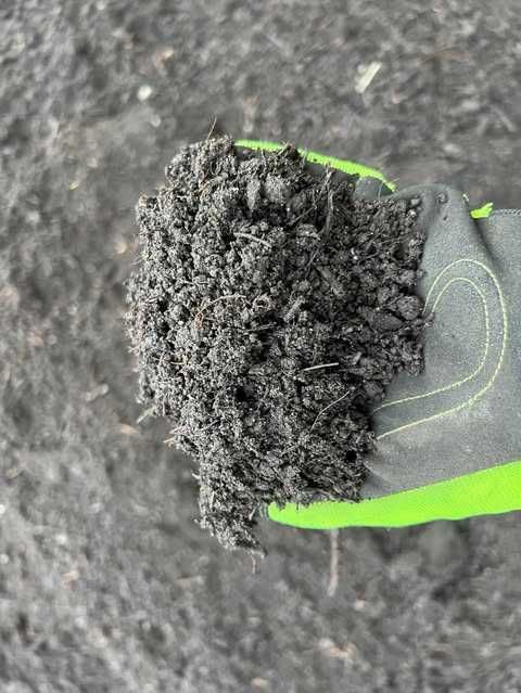 Ziemia ogrodowa pod trawnik kompost humus czarnoziem