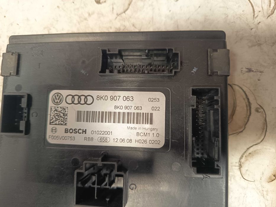 Módulo eletrônico Audi A4  Ref: 8K0907063