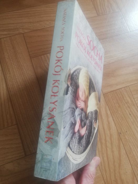 książka: ,,Pokój kołysanek"