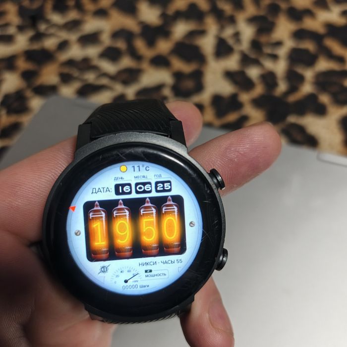 Смарт часы Mobvoi Ticwatch E3