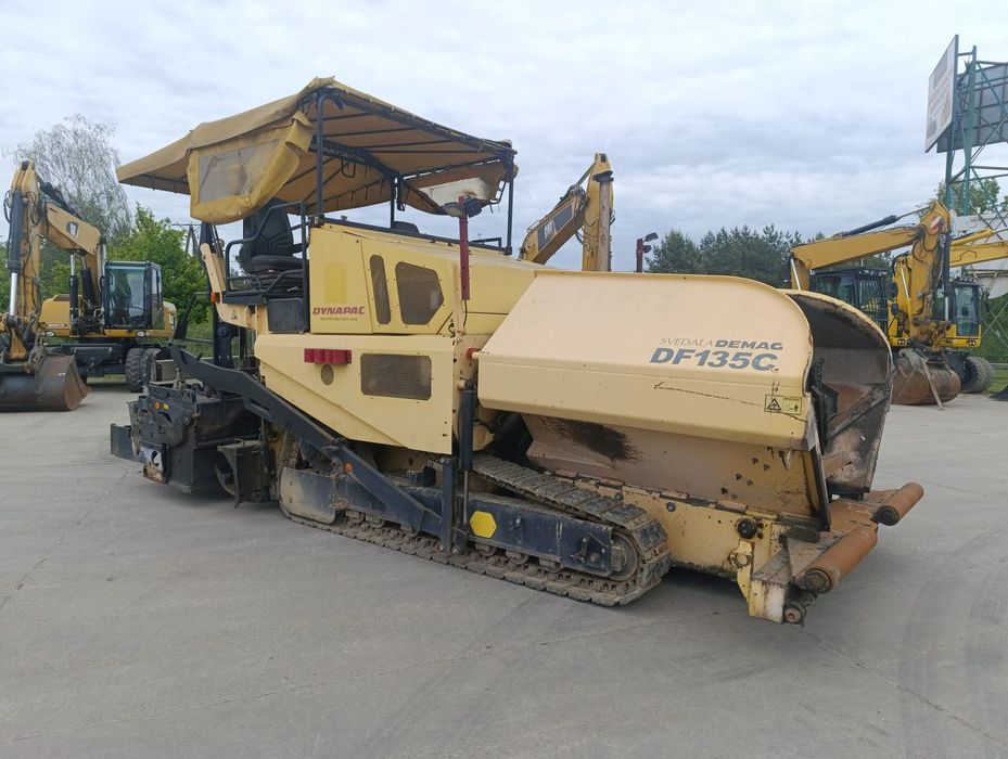 Dynapac DF135C  Rozściełacz asfaltu gąsienicowy Dynapac DF135C