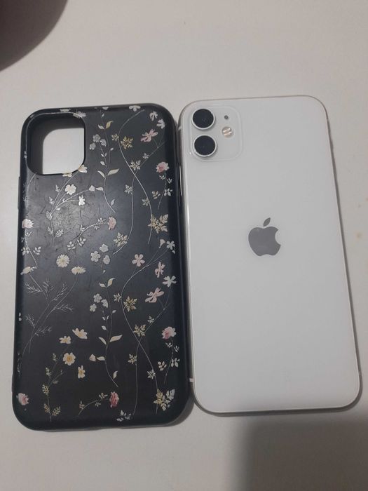 IPhone 11 com capa incluída
