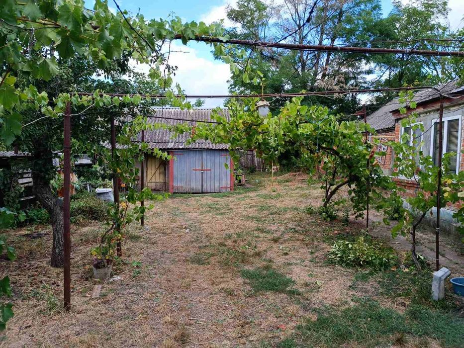 Продажа дома з участком землі 54 сотки