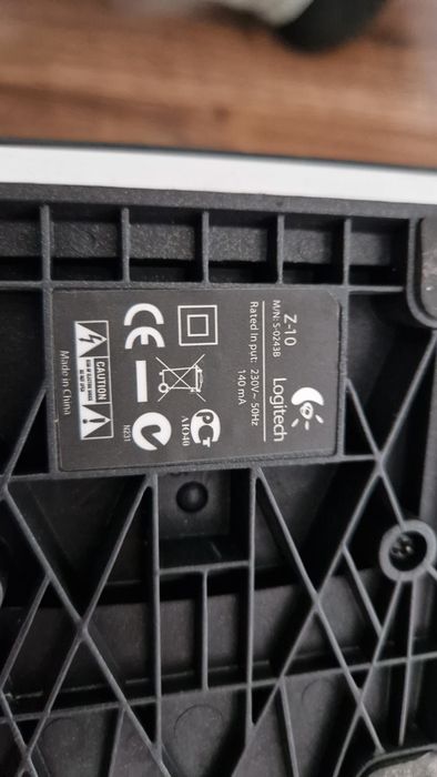 Głośniki Logitech Z-10 30w RMS AUX Panel dotykowy