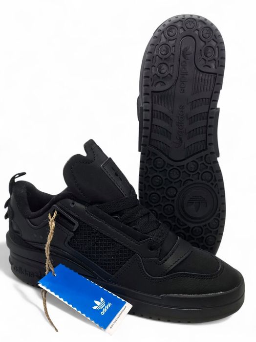 Шкіряні жіночі демісезонні кросівки Adidas Forum Low (38р/39р/40р/41р)