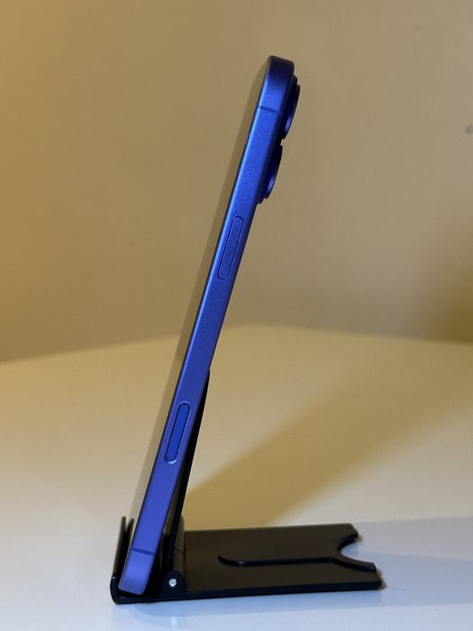 Apple iPhone 16 Plus 128GB (Ultramarine)