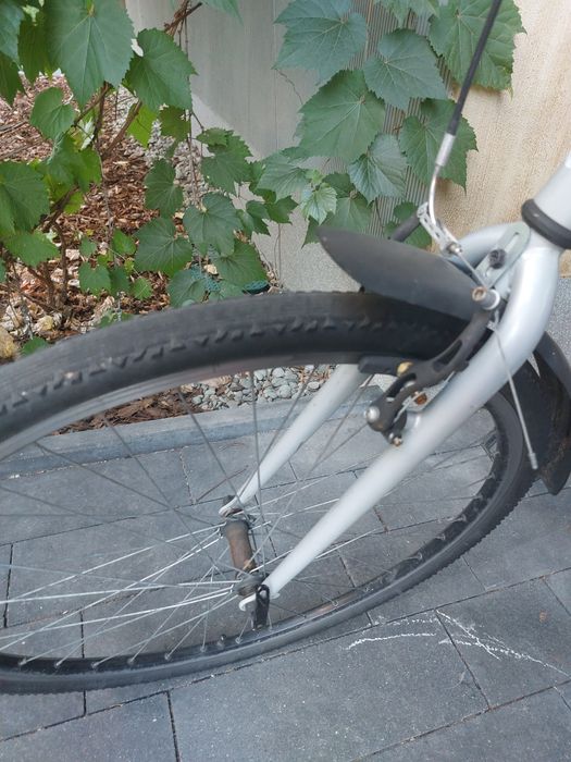 BTwin Riverside 120 M damka 28 cali  jeżdżący  do serwisu
