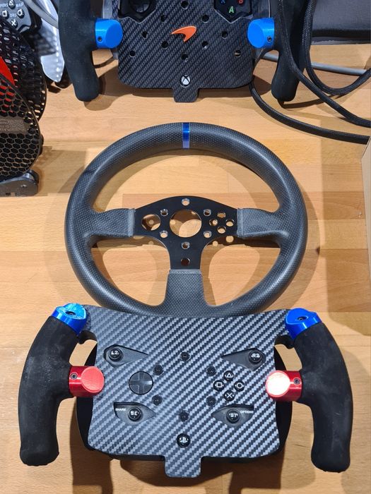 Kierownica thrustmaster t300rs