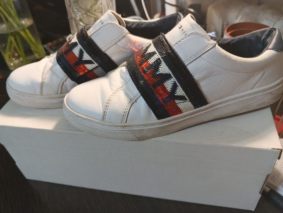 Кроси Tommy Hilfiger,кожна,36