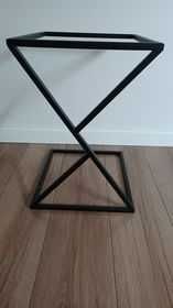 Loftowy Stolik Nocny Stelaż