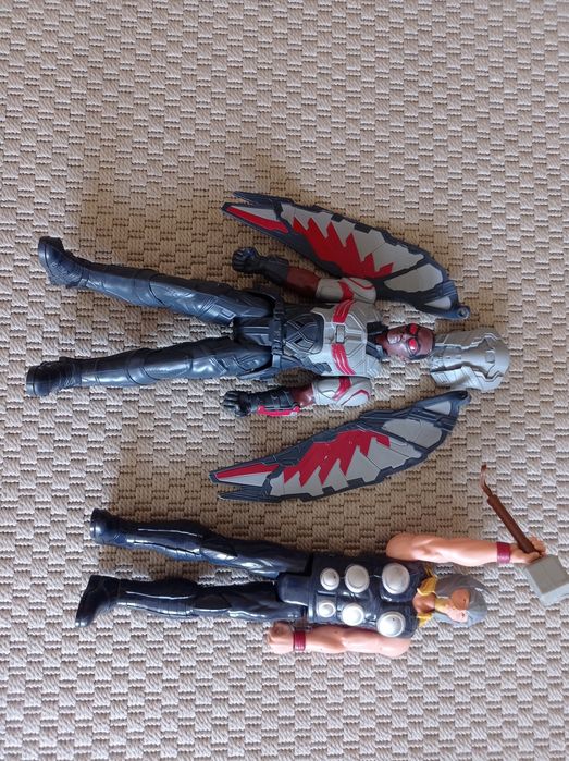 Conjunto Figuras Avengers